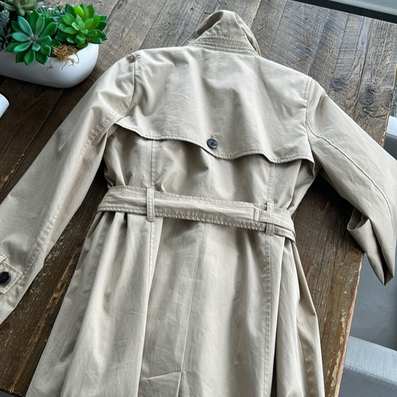 Classic Limonta Banana Republic Trench coat NWOT. - Picture 4 of 8